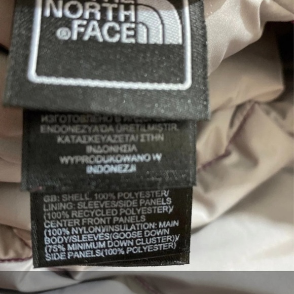 THE NORTH FACE 550 Multi-Colored Girls XL Puffer Jacket EUC - Picture 8 of 10